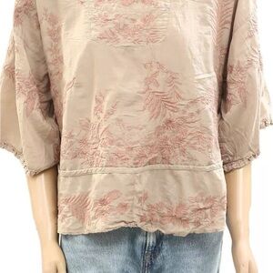 Magnolia Pearl Swarms Top